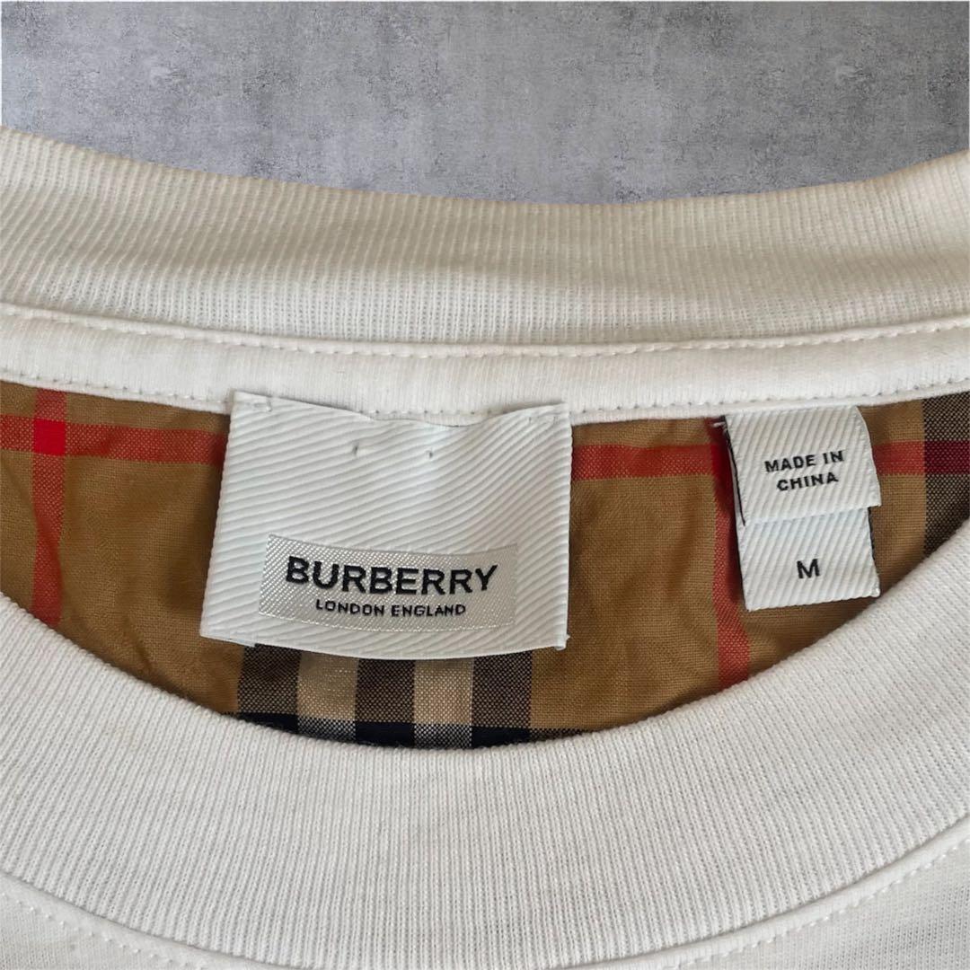 ITZY チェリョン 着用 バーバリー Burberry 半袖カットソー