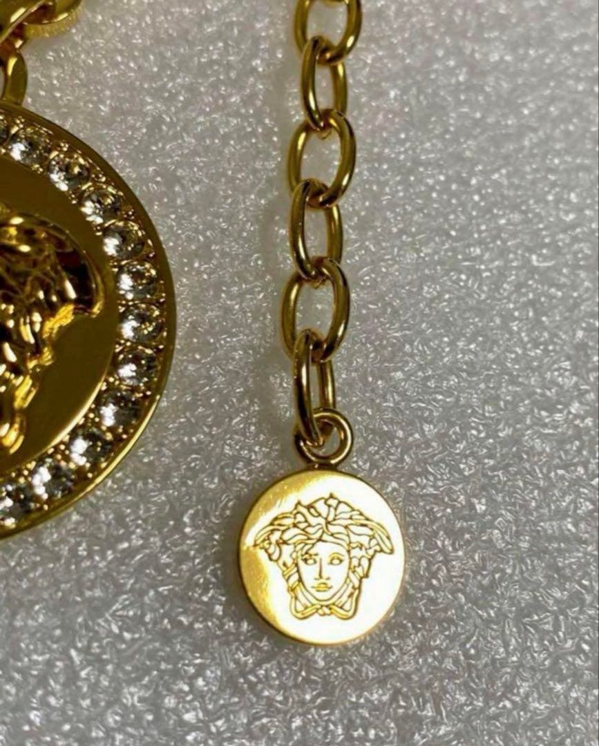 VERSACE クリスタル・ラ・メデューサ・グレカネックレス
