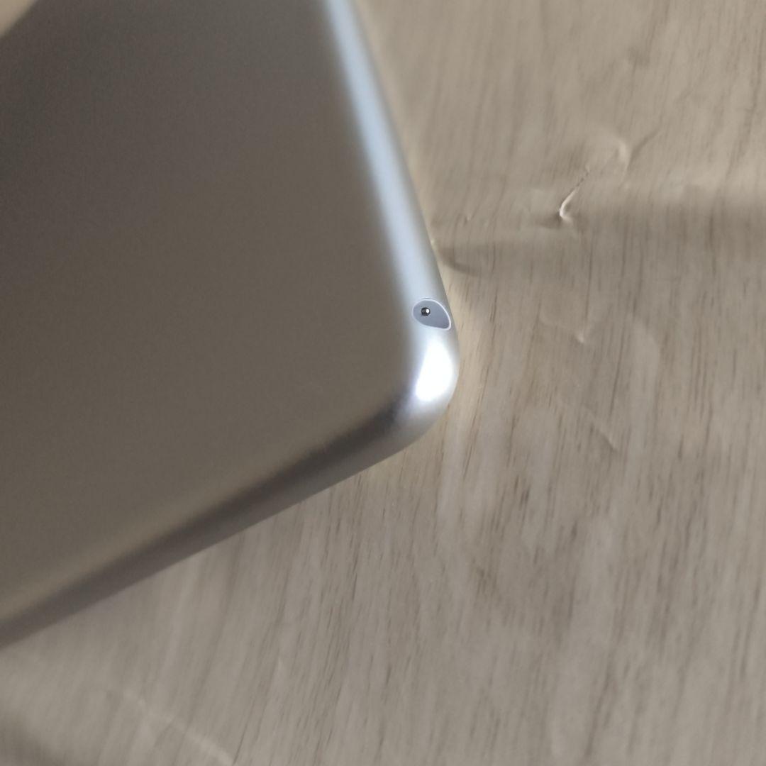 超美品　iPad Air第3世代/64GBWi-Fiモデル Apple