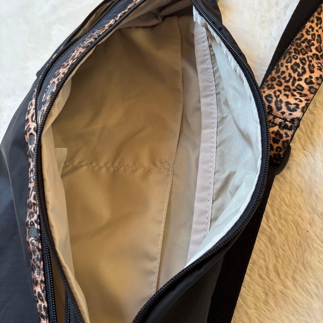 美品　希少　レスポートサック　ボディバッグ ヒョウ柄 ブラック