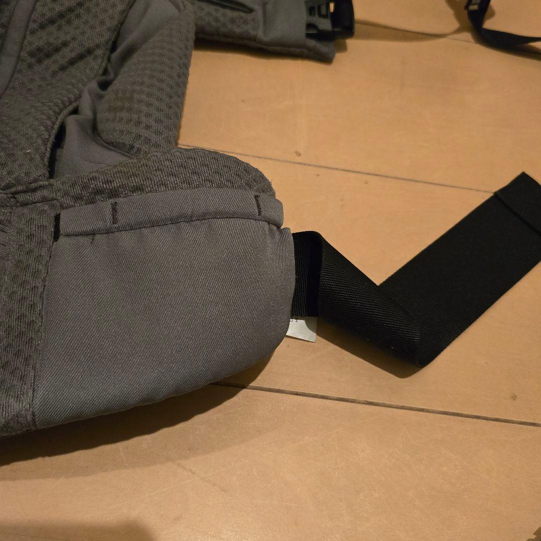くまエルゴベビーオム二ブリーズ 抱っこ紐 グレー