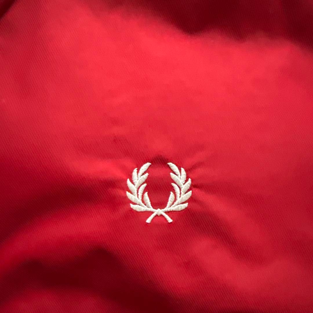 FRED PERRY ハリントンジャケット 赤 S ワンポイント刺繍ロゴ