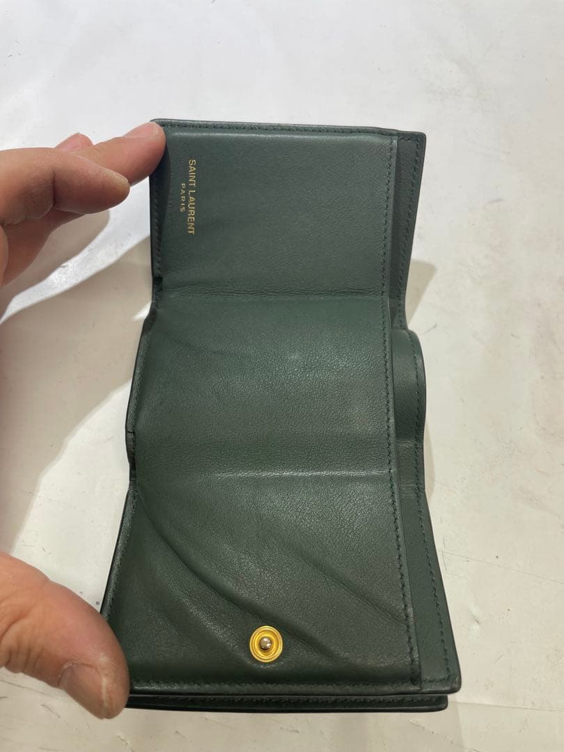 YSL グリーンレザー 三つ折り財布