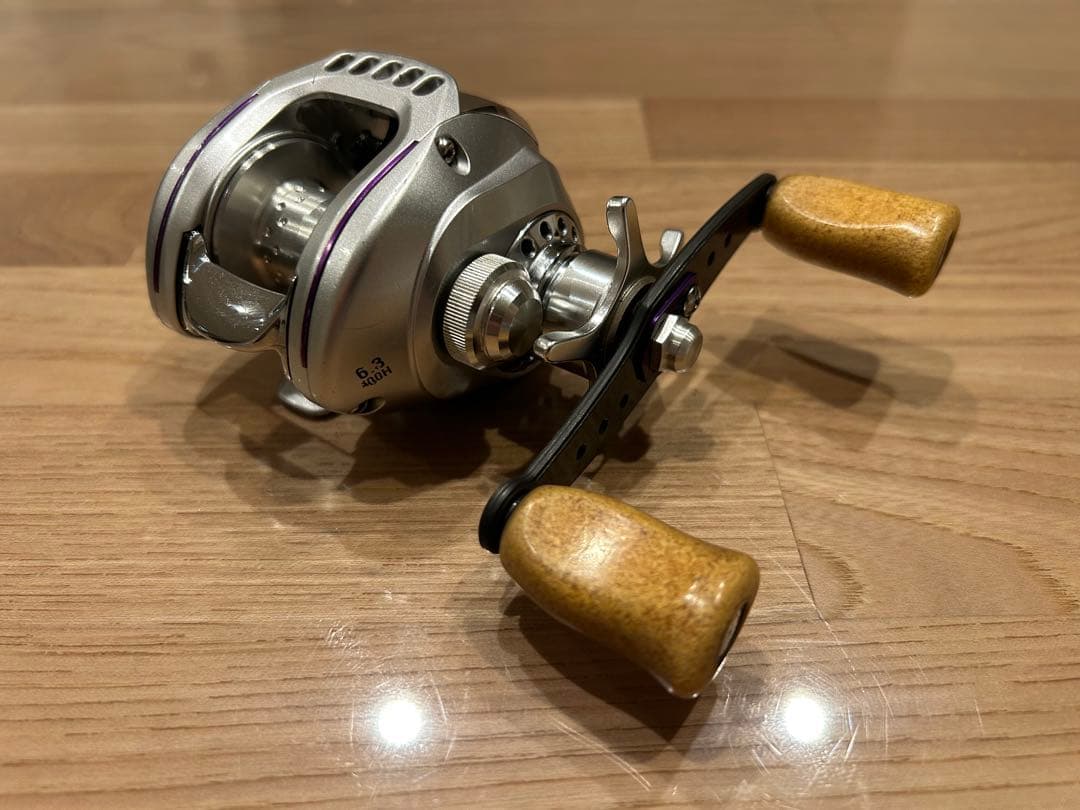 ダイワ　TDジリオン　HLC 100H ベイトリール