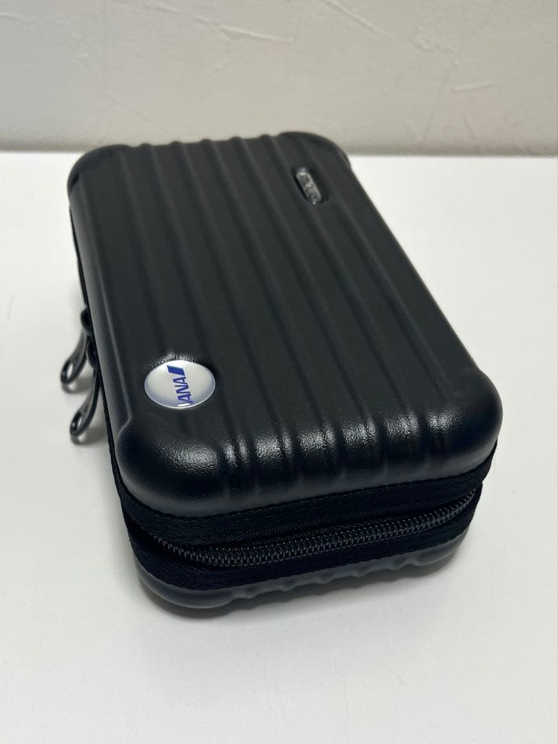 希少ANA 国際線ファースト リモワRIMOWA アメニティポーチ 艶消ブラック