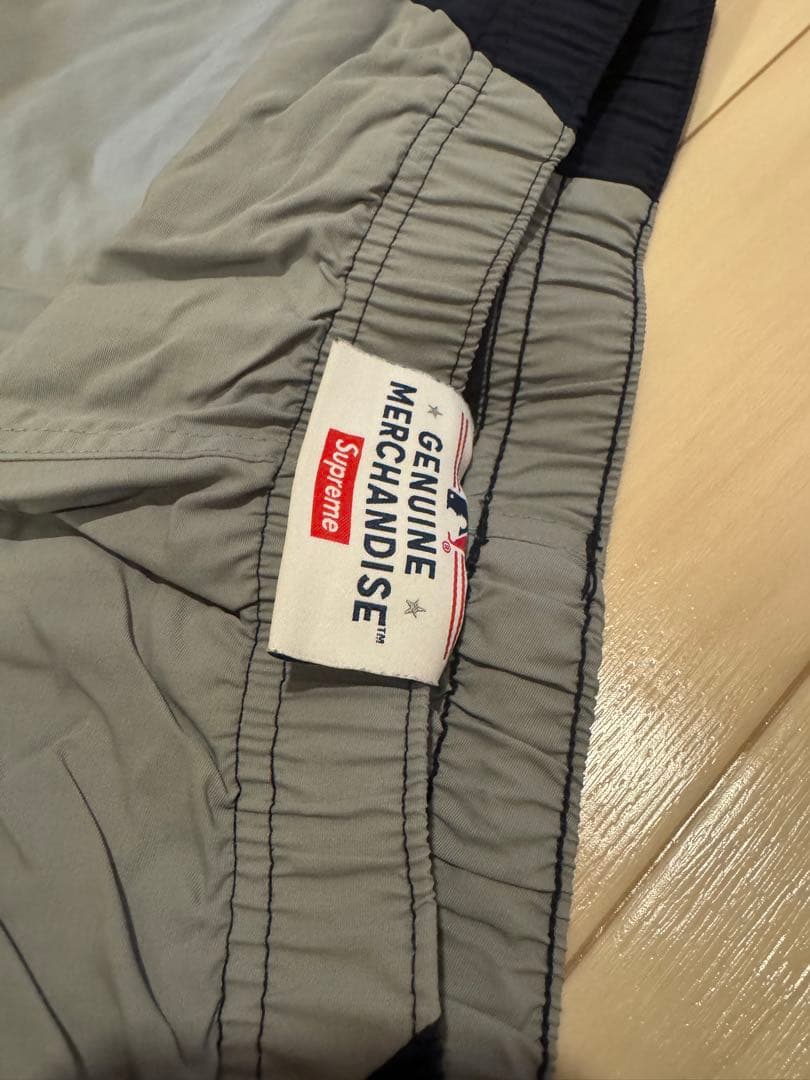 Supreme NYロゴ ジョガーパンツ