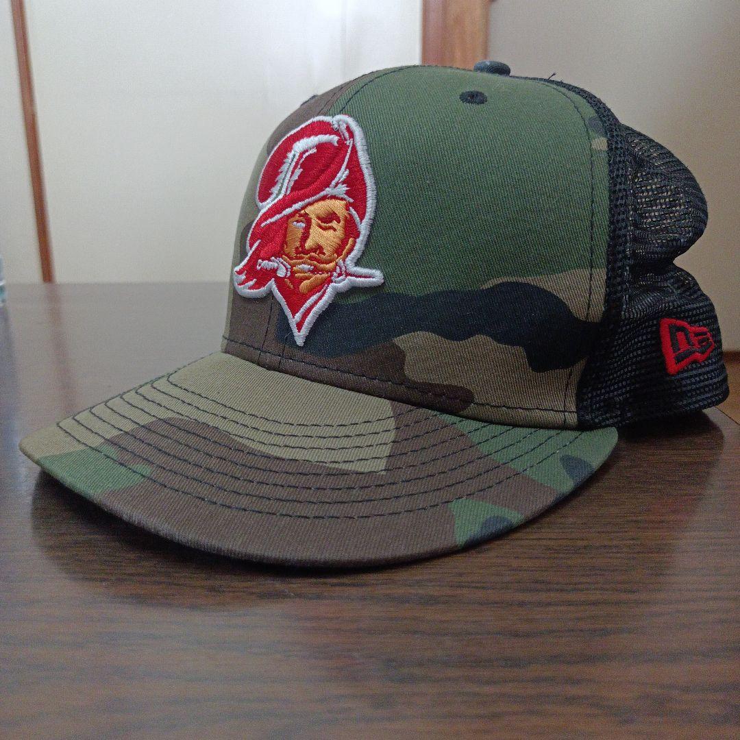 New Era/NFL タンパベイ・バッカニアーズ迷彩刺繍ロゴ スナップバック