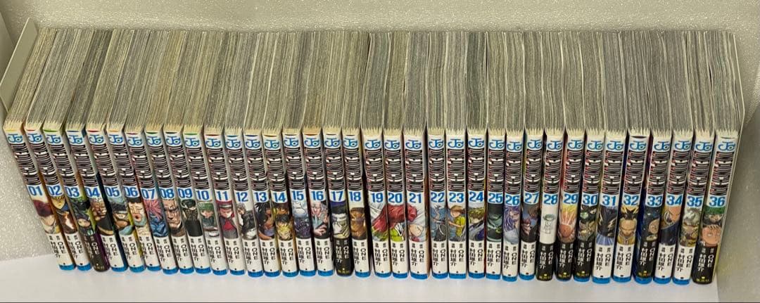 【全巻＋ヒーロー大全付き】ワンパンマン 1-36巻 セット 状態良好 即発送