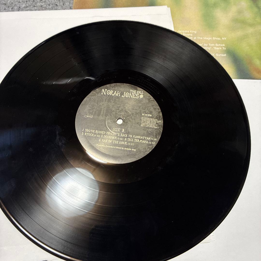 ノラ　ジョーンズ　nora jones レコード　THE FALL