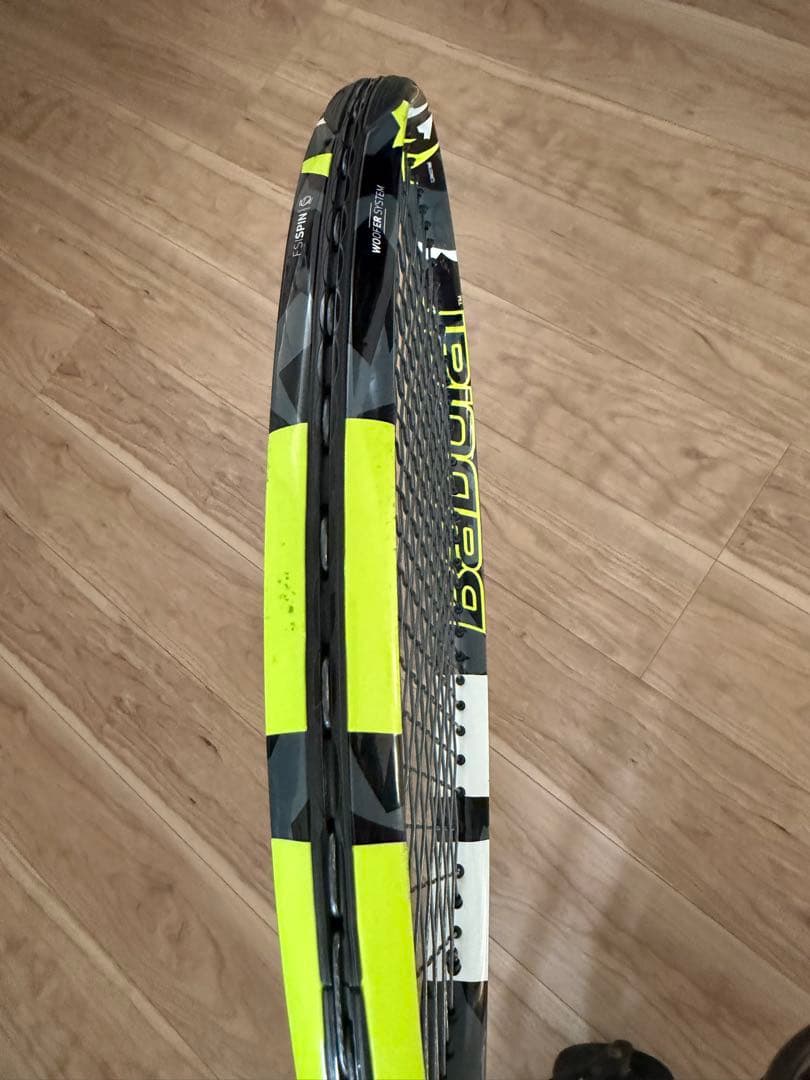 Babolat ピュアアエロ テニスラケット 300g