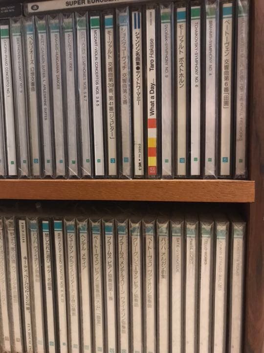 [CDラック付き] クラシックCD 85枚(うち数枚別ジャンルのCD)