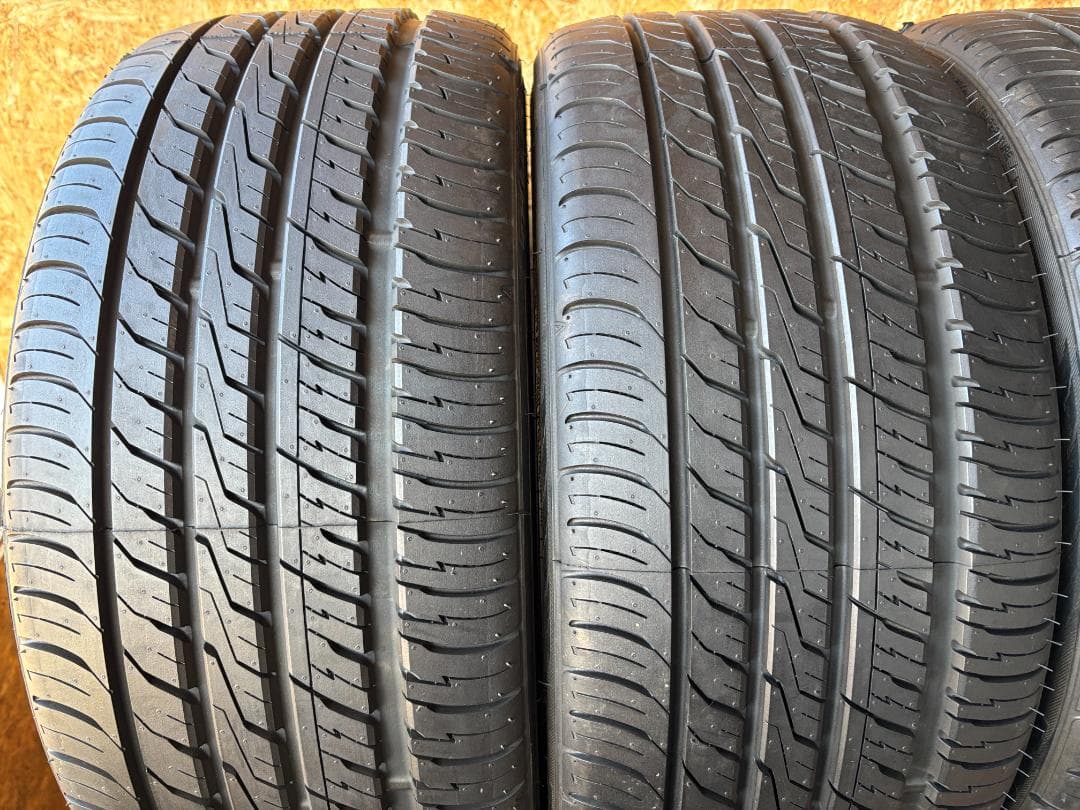 T-679【ほぼ未使用品】TOYO PROXES4！235/35R19 91Y！