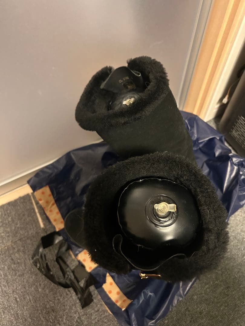 LOUIS VUITTON ブラックロングブーツ