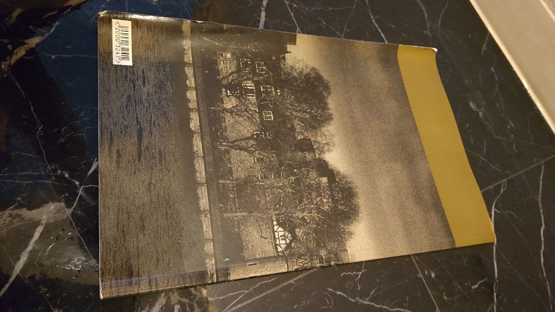 THE TOWER OF LONDON ロンドンタワー　案内本　写真集　洋書