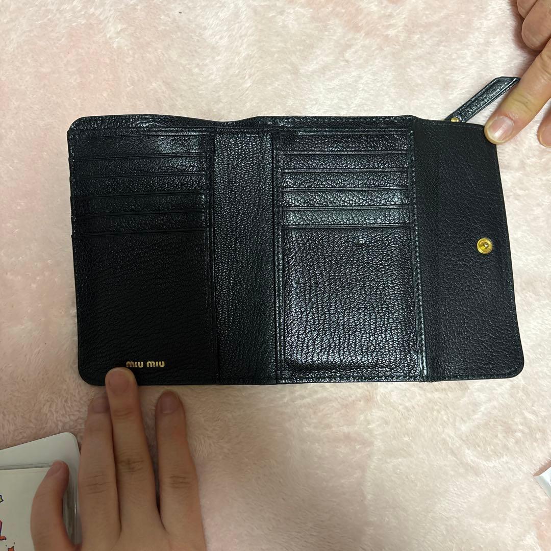 ミュウミュウ　miumiu 財布　黒　箱付き