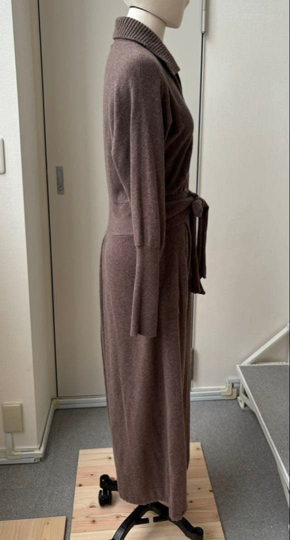 ブルネロクチネリ　カシミヤ　ブラウン ロングカーディガン ベルト付き