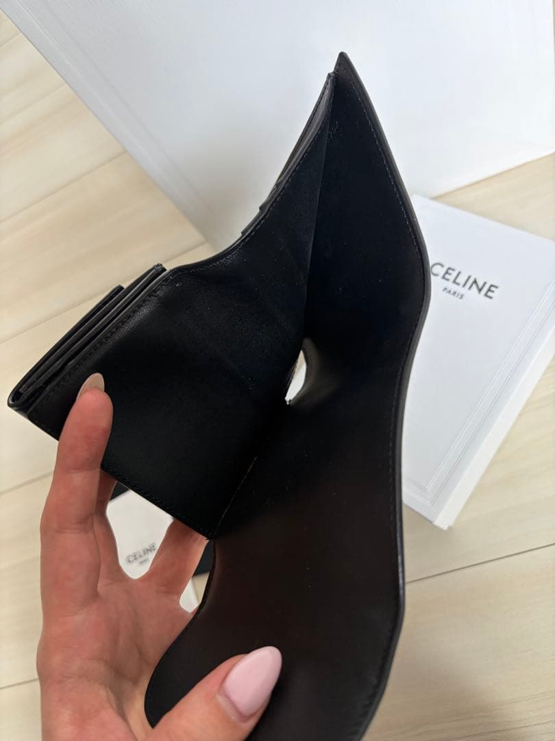 CELINE 三つ折り財布 黒 ゴールド金具 セリーヌ トリオンフ