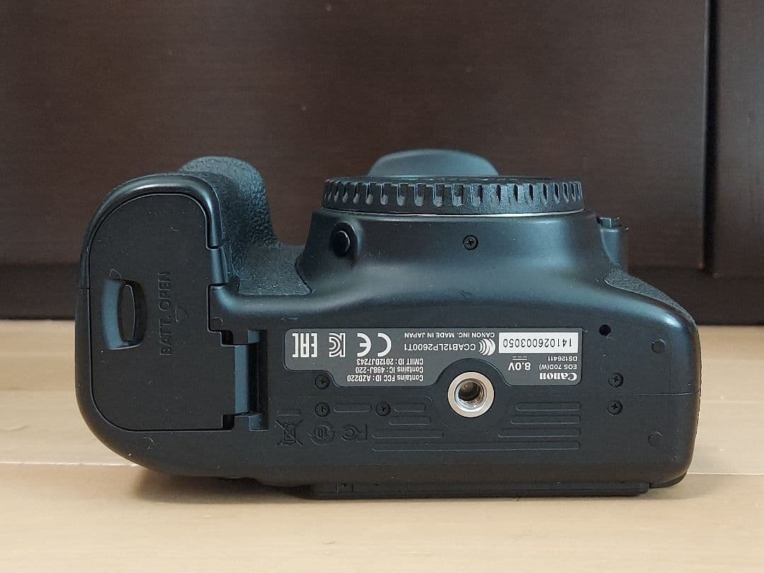 デジタルカメラ EOS 70D