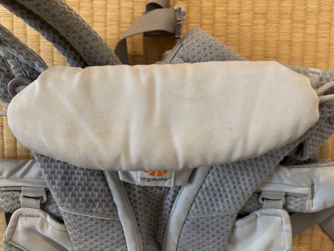エルゴベビー 抱っこ紐 グレー メッシュ　ブリーズ