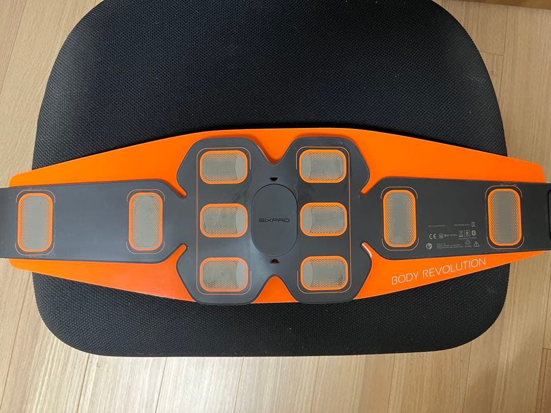 SIXPAD ABS BELT SML サイズ　ジェルシート3つ付き