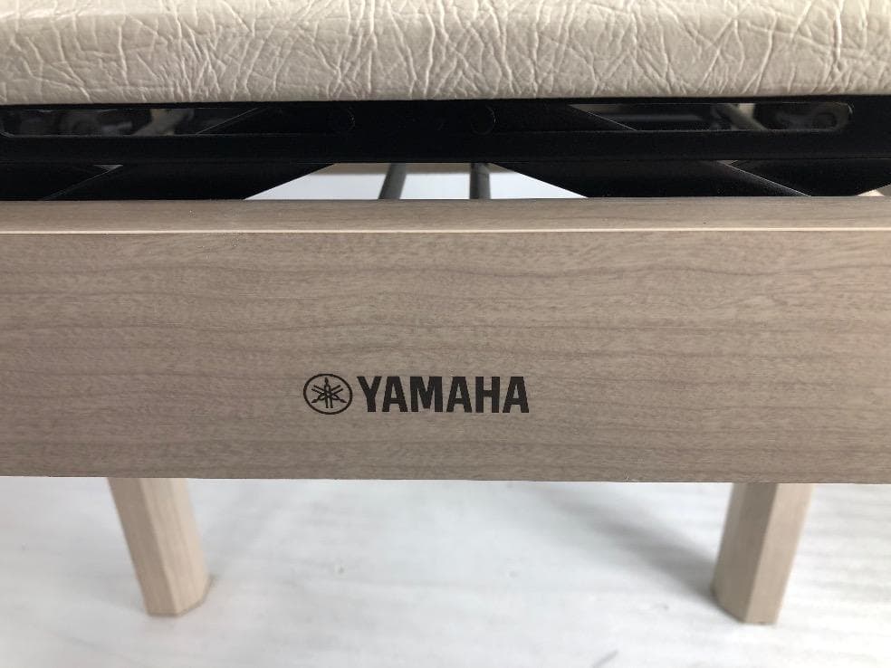 ※60434ピアノ椅子YAMAHA BC-205（ホワイトアッシュ）★送料無料