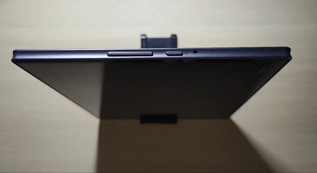 arrows Tab F-02K SIMロック解除済み ケーブル付き