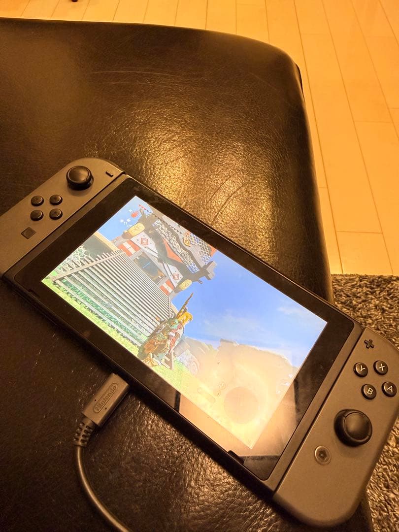 美品Nintendo Switch 本体 グレー