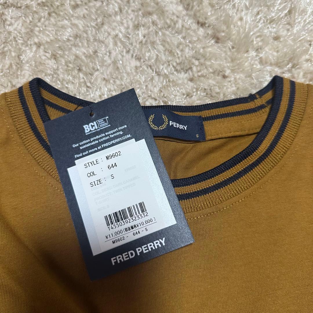 FRED PERRY ロンT ブラウン　S