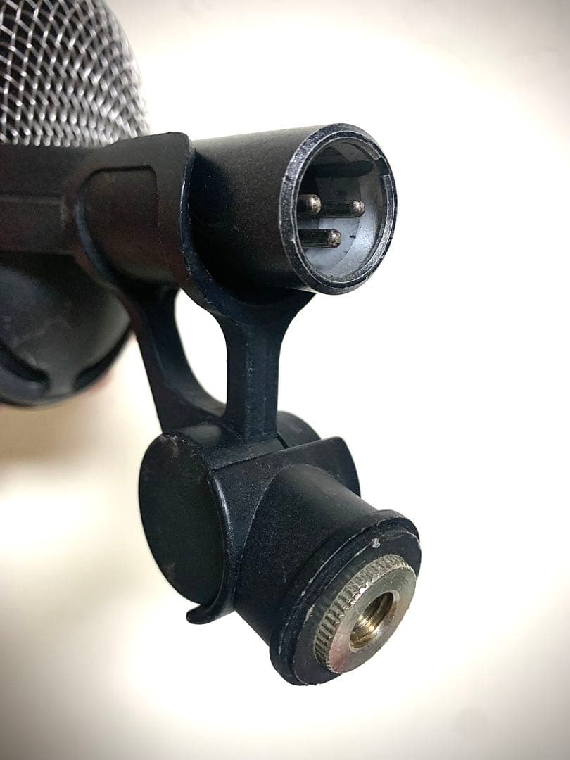 AKG D 112 ダイナミックマイク