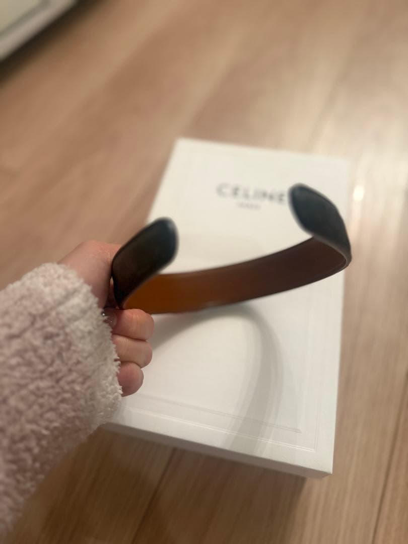 【美品】【値下げ】CELINE タン ロゴ　カチューシャ