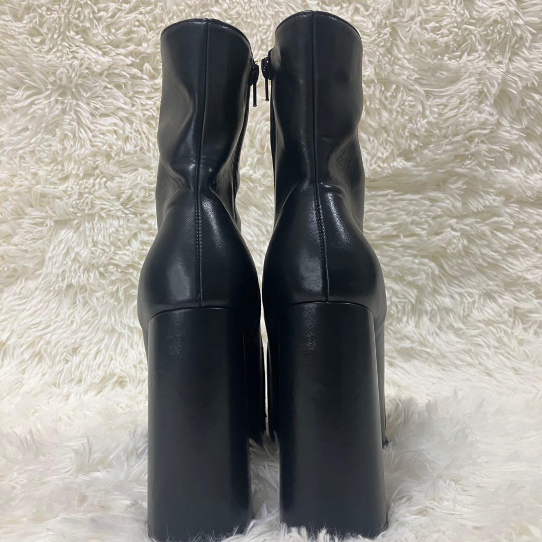 最終値下げ‼️美品✨EMODA トゥーカバーボリュームブーツ　厚底ブーツ　23.5