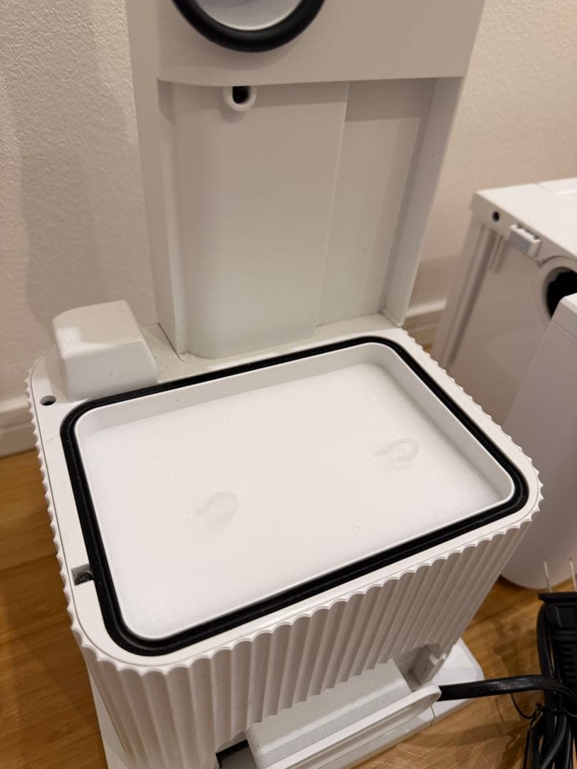 【美品】Sharkコードレススティッククリーナー　IW3241J