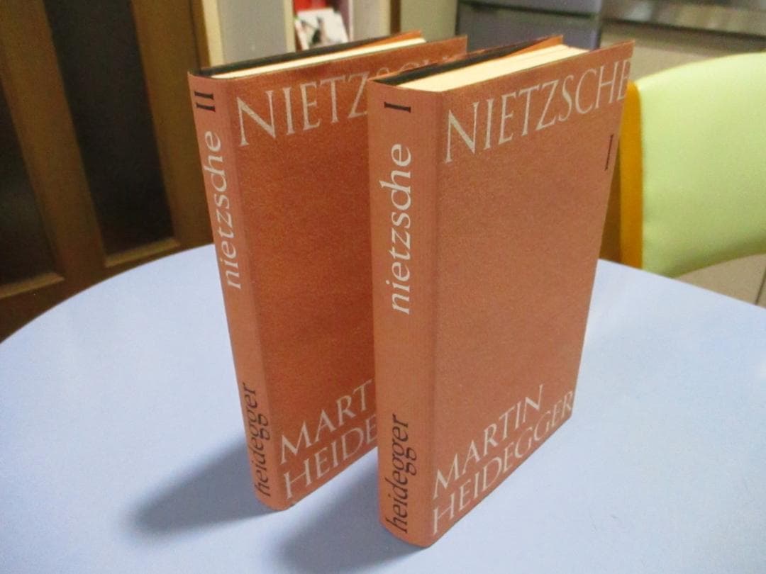Heidegger著　Nietzsche全2巻　ドイツNeske社刊