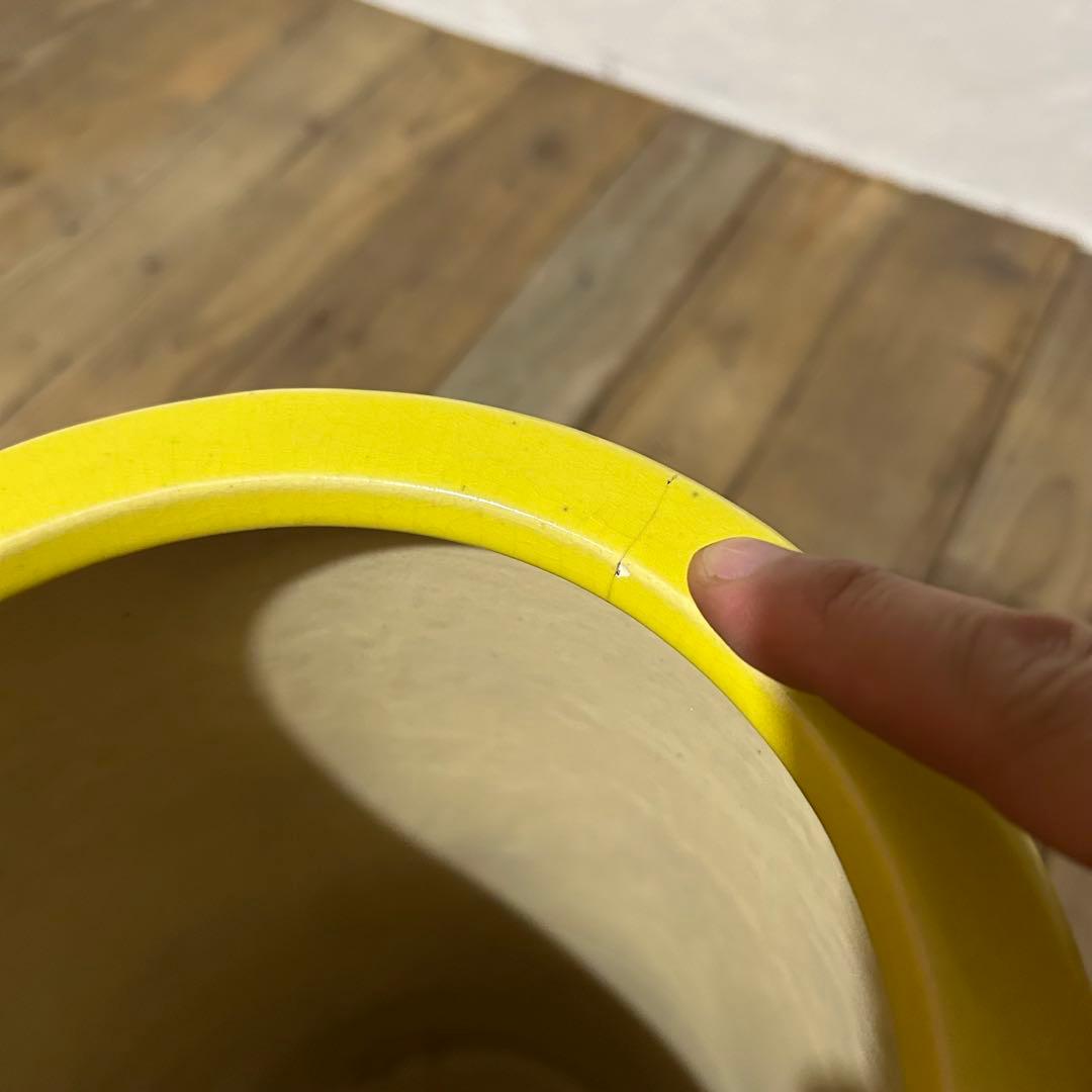 外国製？　花柄 傘立て 陶器