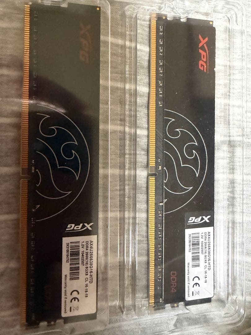 XPG Hunter PC4- DDR4-SDRAM-2666 8GB×2枚