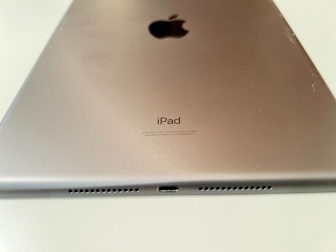 iPad 第９世代 10.2インチWi-Fi black６４GBバッテリー８５%