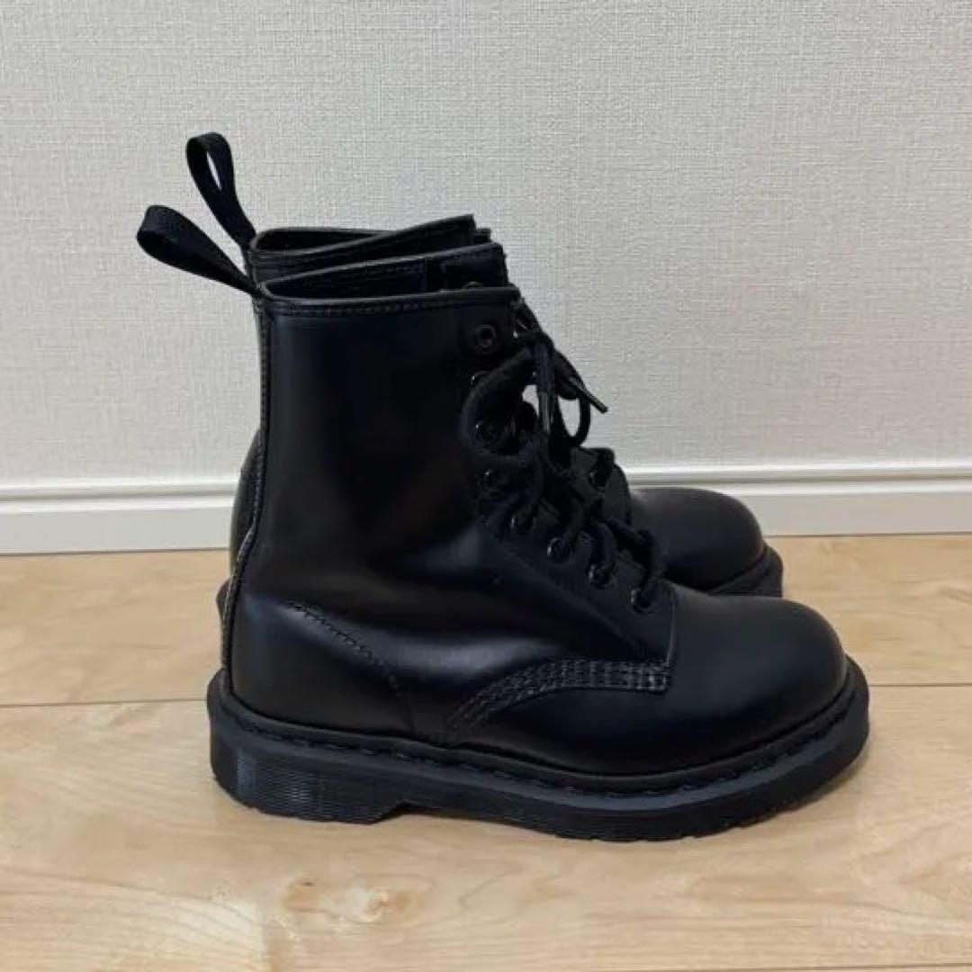 極美品Dr.Martens MONO8ホールブーツ