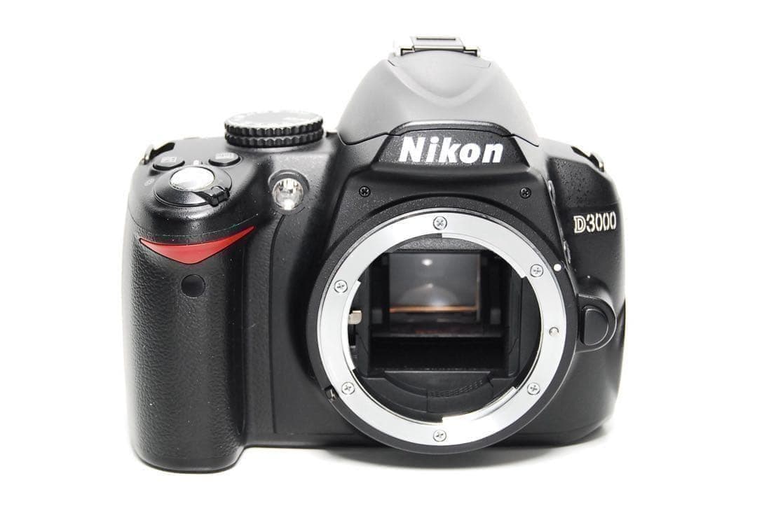 ⭐️軽重量⭐️Nikon D3000 一眼レフカメラ