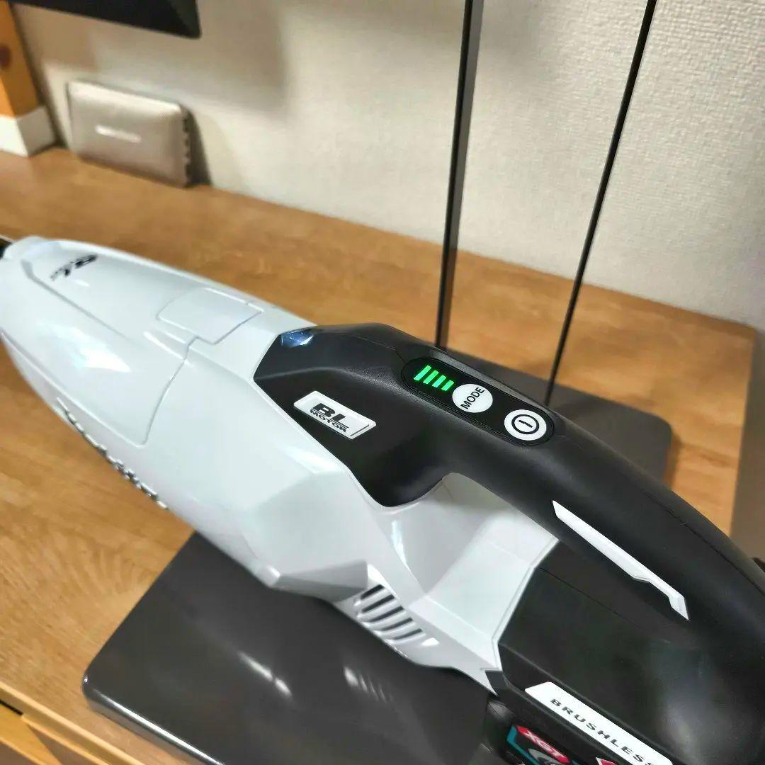 【極美品】♦ マキタ40v掃除機　/新品フィルター紙パック20枚他スタンドセット