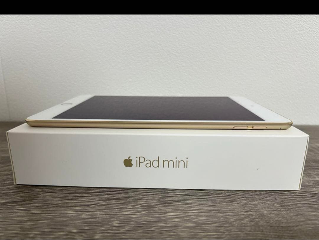 iPad本体 Apple iPad mini 4 Wi-Fi 32GB MNY32J/A