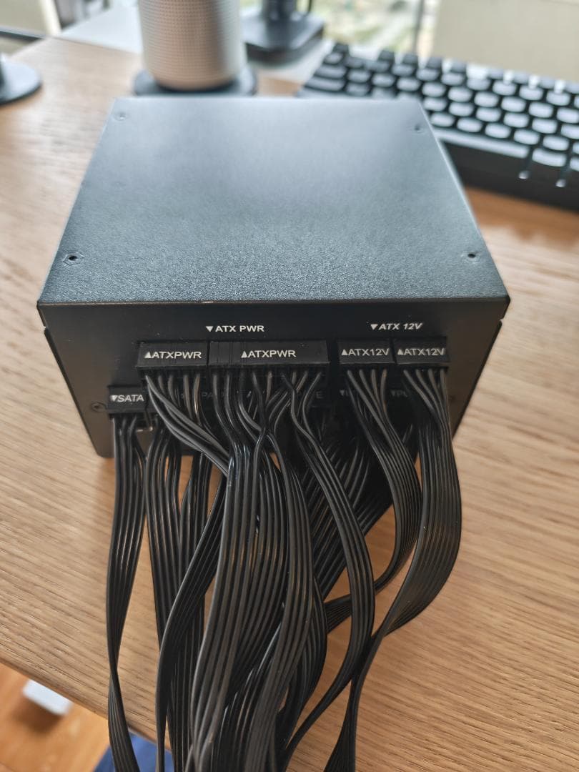 【動作確認済みケーブル付属】玄人志向 750w電源 80 PLUS ゴールド