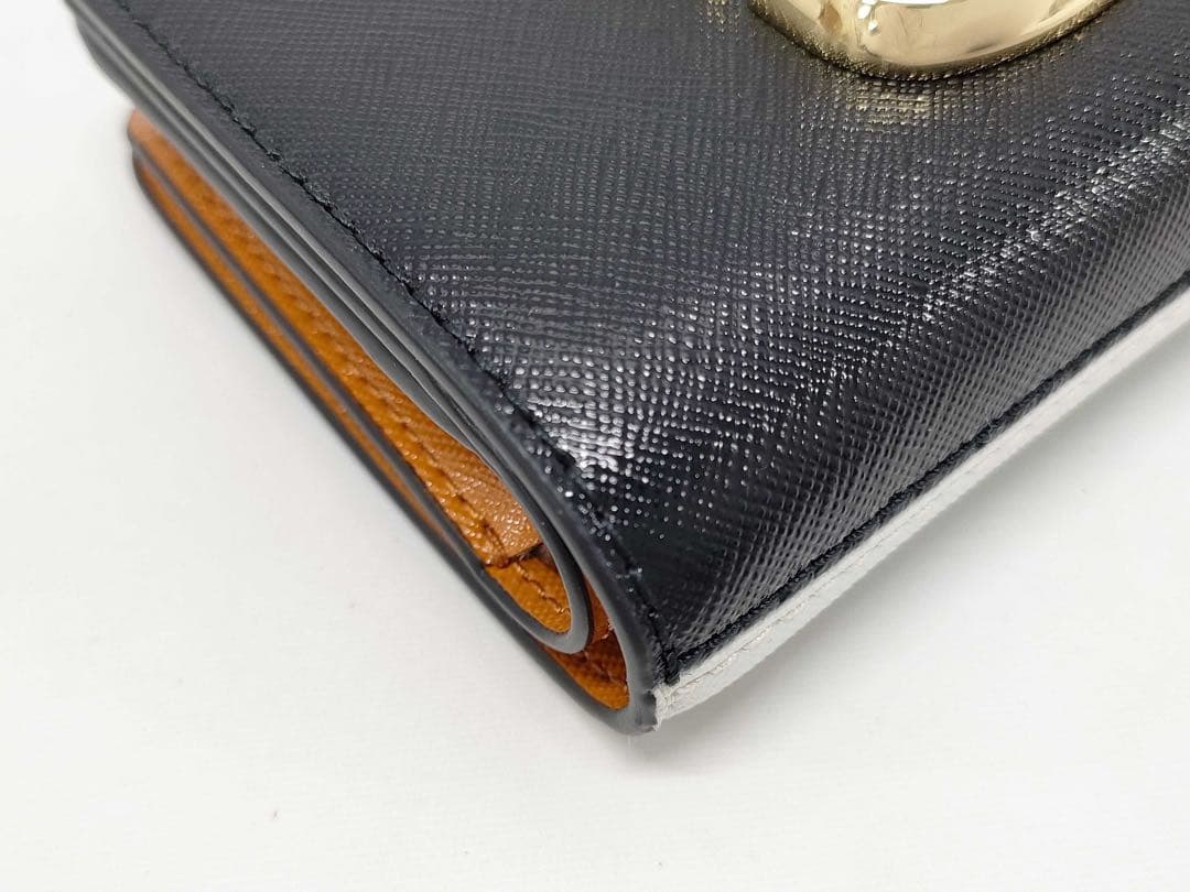 【新品未使用】MARC JACOBS ミニ コンパクト 財布 黒
