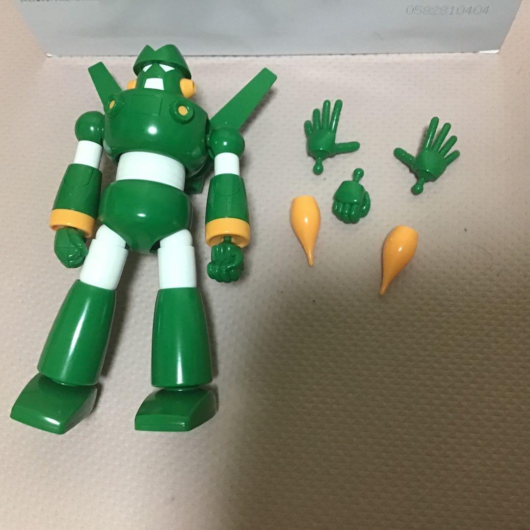 クレヨンしんちゃん　カンタムロボ　プラモデル