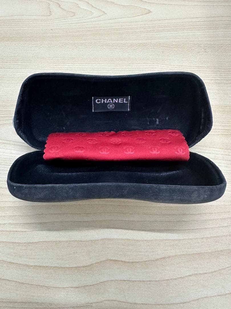 CHANEL ブルー サングラス