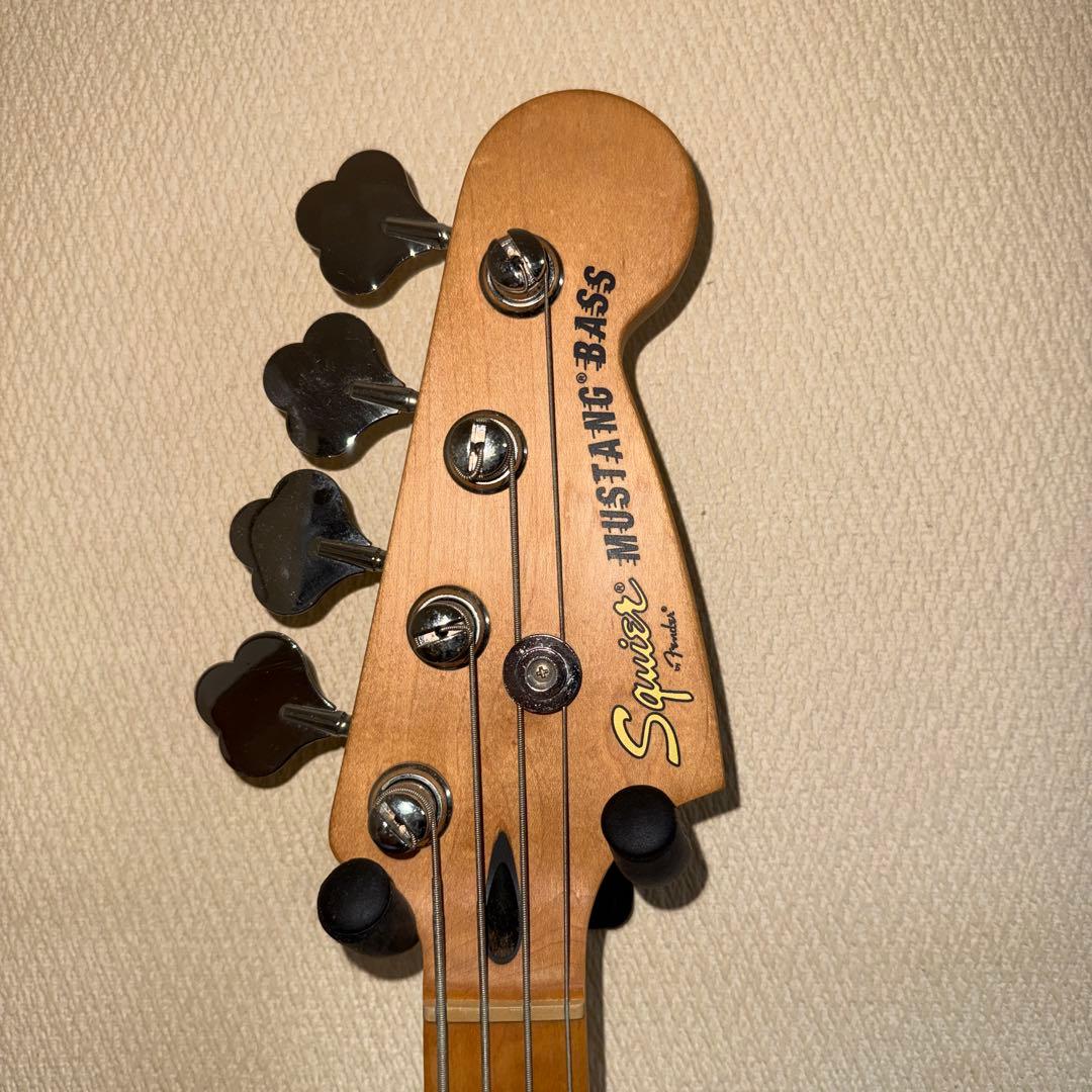 ベース Squier Mustang Bass
