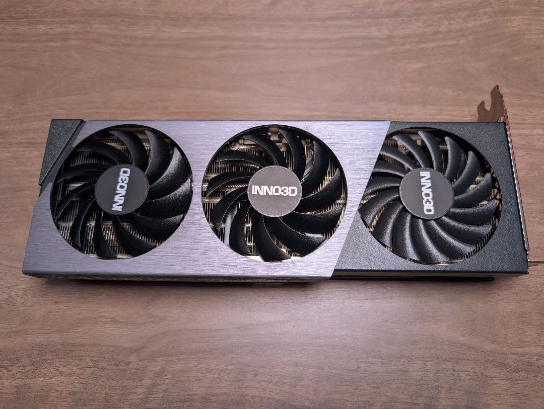 し*げ様 【ジャンク品】ELSA GEFORCE RTX 4070Ti Eraz