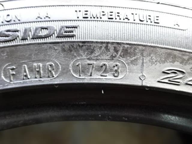 8.5分山ネクセンN’FERA SU1 245/40R18 97Y XL中古4本