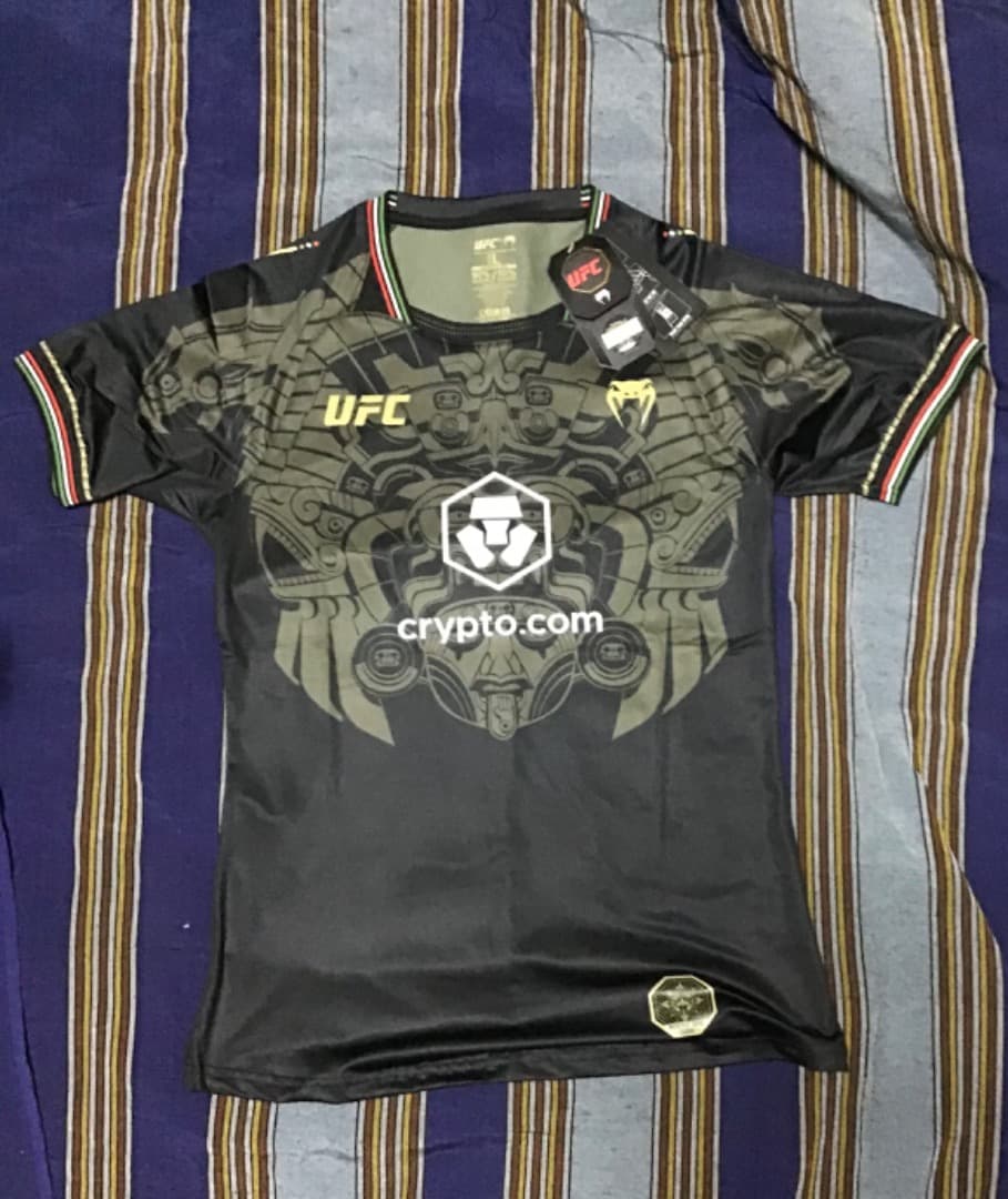 （在庫最後の商品）正規品 NOCHE UFC VENUM サイズ L