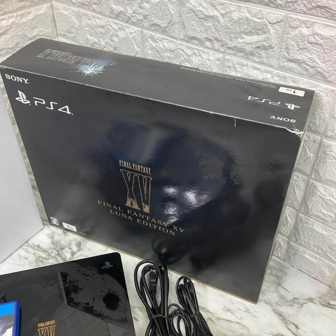 極美品　PS4 FINAL FANTASY XV ルナエディション 動作OK