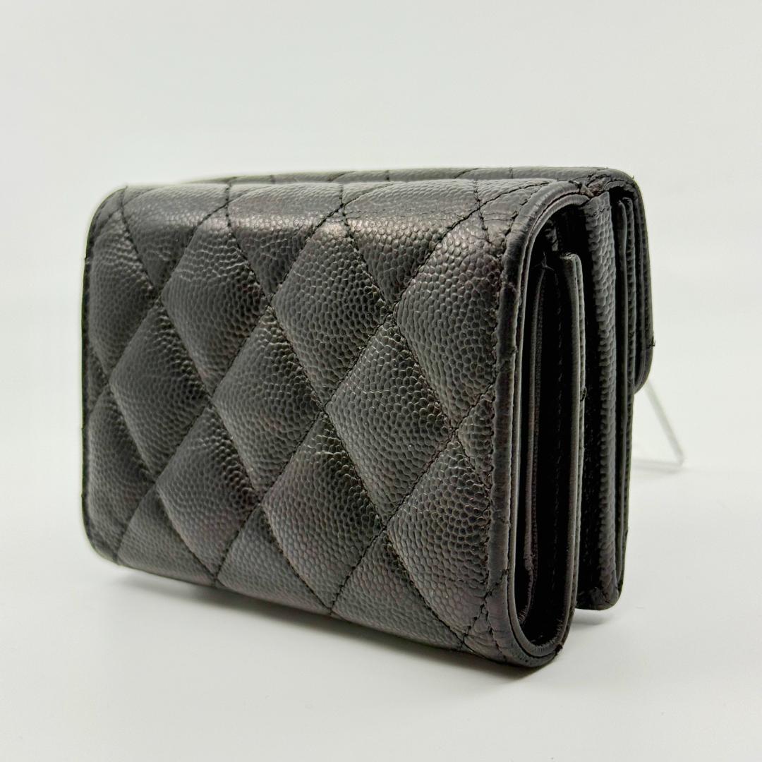 小梅　　　　 CHANEL 　三つ折り財布